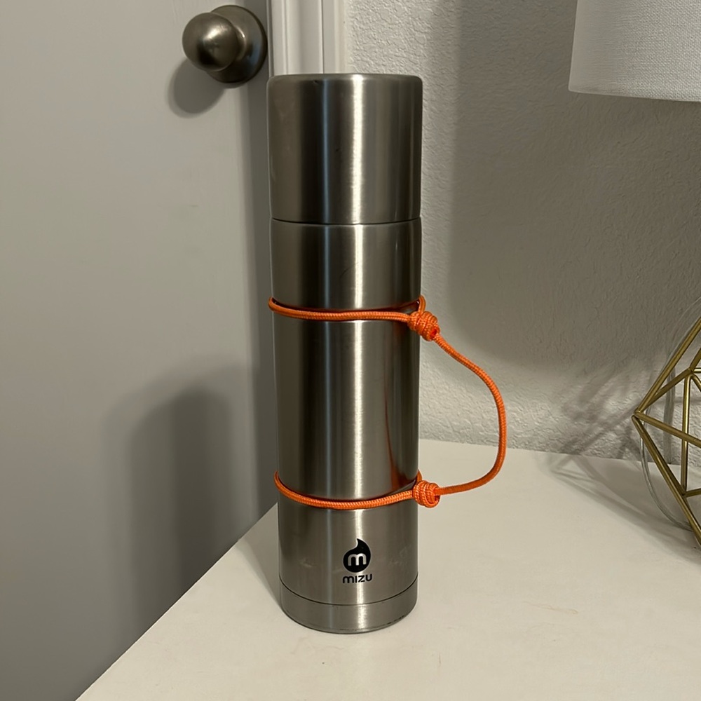 Mizu thermos